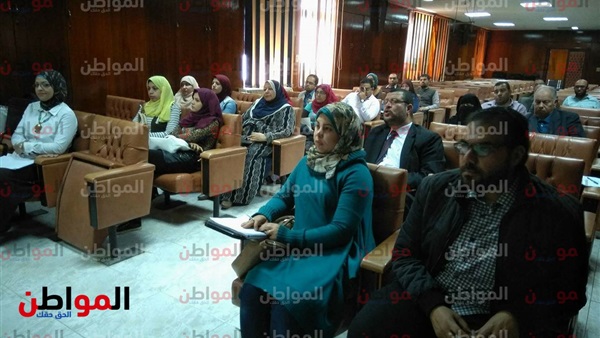 جانب من الندوة