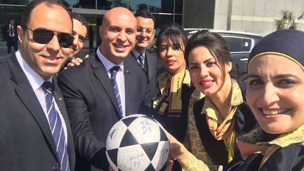 العاملين بمصر للطيران