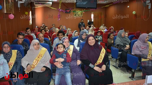 تكريم الامهات