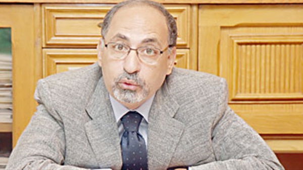 الدكتور مصطفى كامل