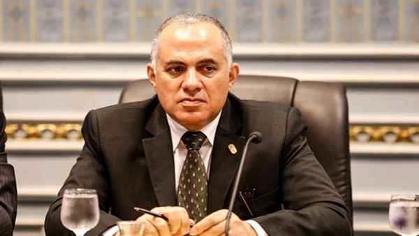 وزير الموارد المائية