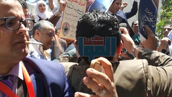 جانب من الحدث