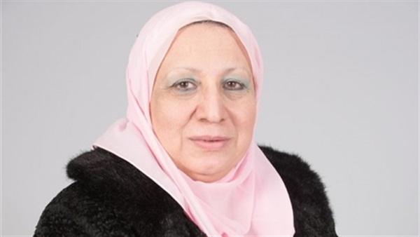الدكتورة إيناس عبد