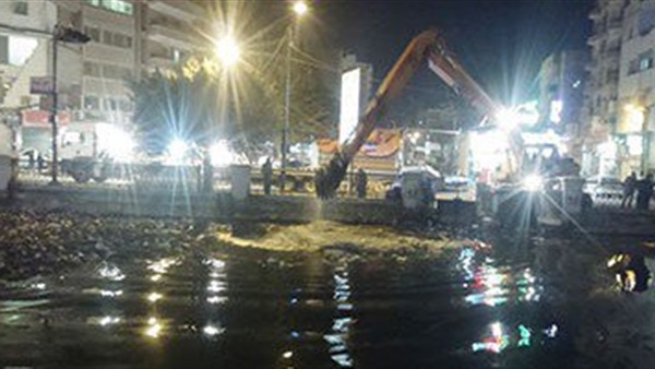 تطهير ترع بقرية نجوع