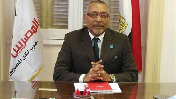نادر الشرقاوى