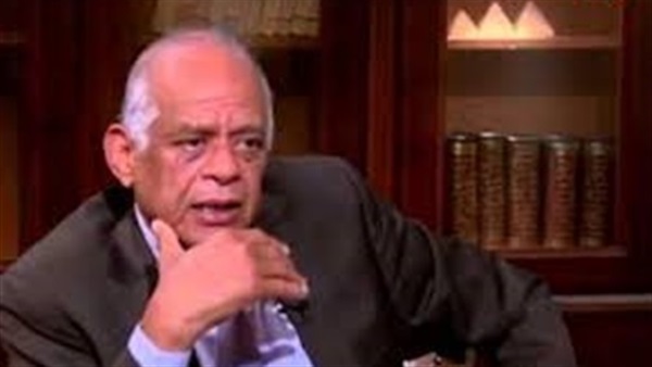 الدكتور علي عبد