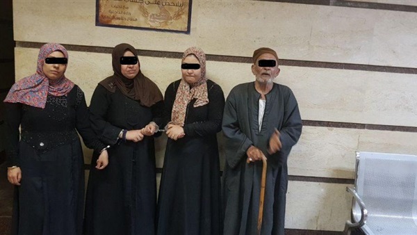 المتهمين