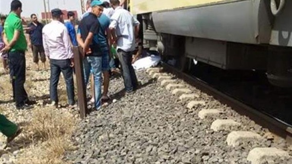 مصرع طالب أسفل قطار