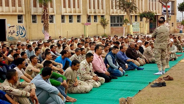 قوات الجيش بمدارس