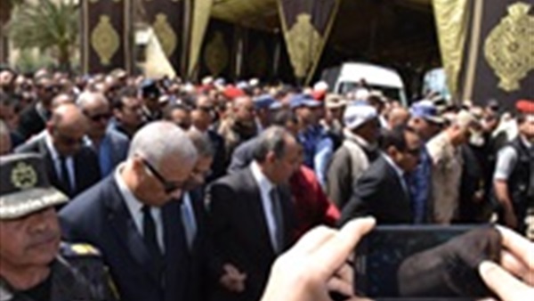 مجلس الجامعة أثناء