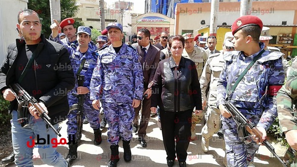 محافظ البحيرة تتفقد
