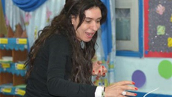 الراقصة دينا