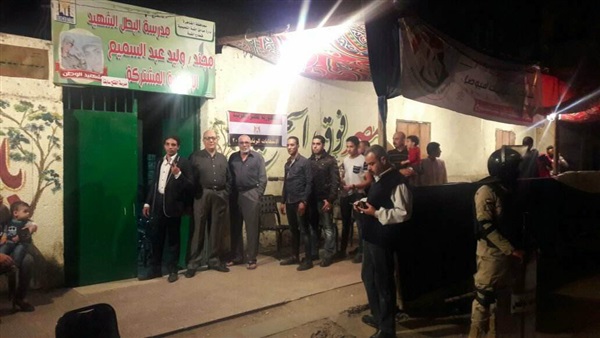 إقبال كثيف للمواطنين