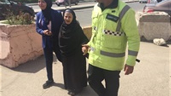 الشرطة المصرية ومساعدة