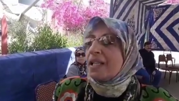 والدة الشهيد