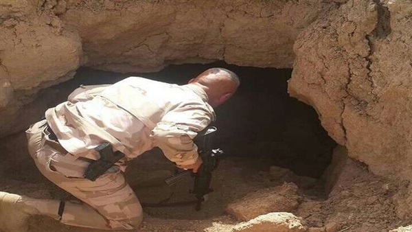 أنفاق داعش