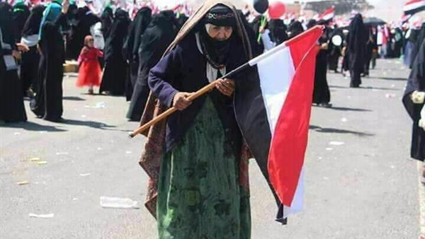 سيدة معمرة في انتخابات