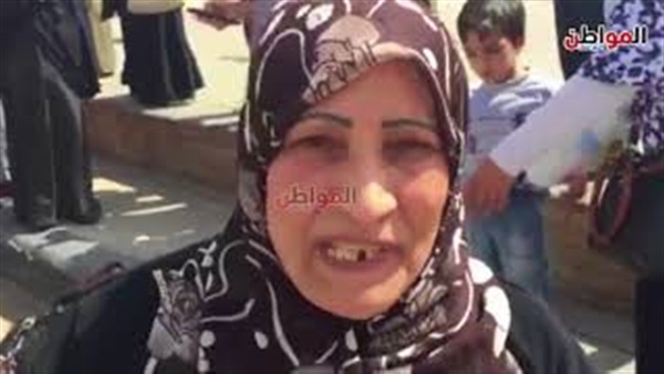 سيدة ناخبة للسيسي