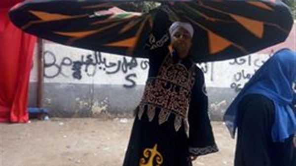 رقص التنورة في الانتخابات