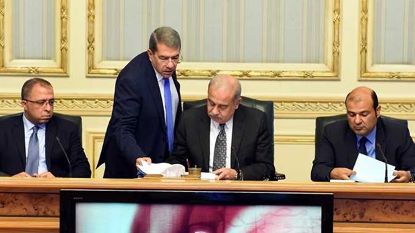 لقاء وزير المالية