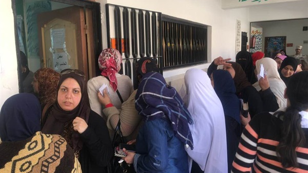 تواجد نسائي في الانتخابات