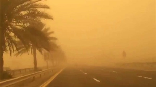 عاصفة ترابية-أسوان