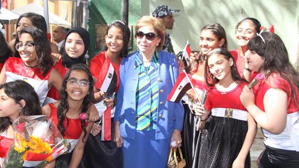 السفيرة مرفت تلاوي