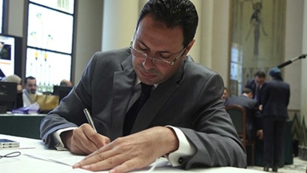 النائب هشام الحصرى
