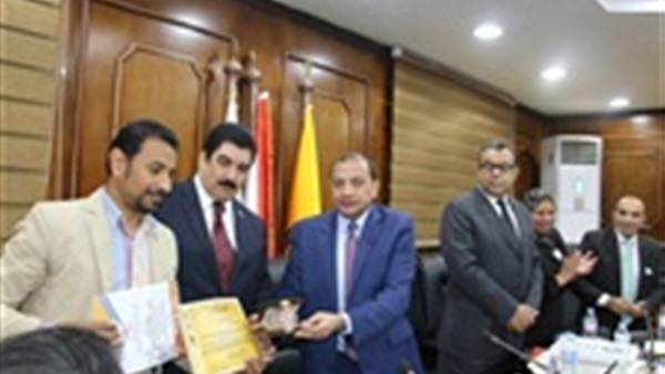 رئيس جامعة بني سويف