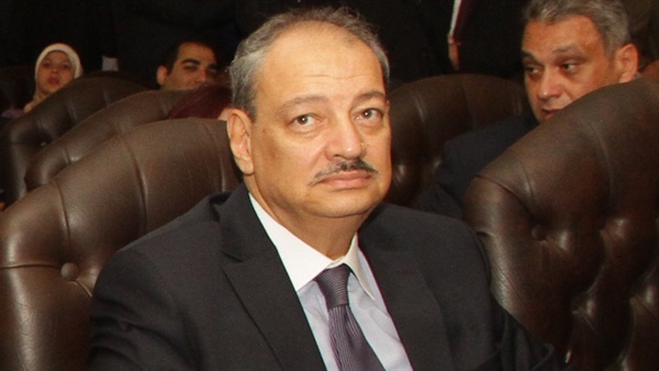 المستشار نبيل صادق