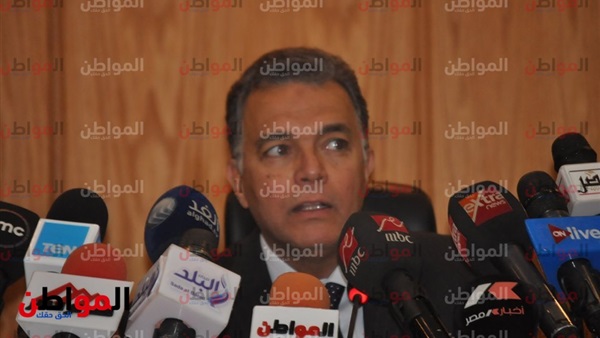 وزير النقل الدكتور