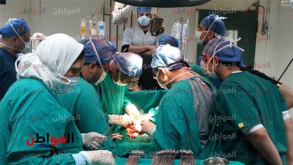 فصل التؤام الملتصق-جامعة