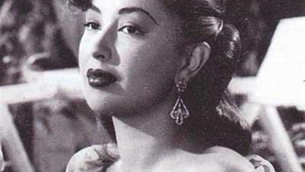 الفنانة الاستعراضية