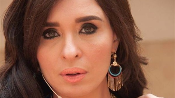دينا الراقصة