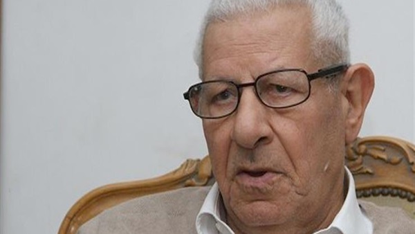 مكرم محمد احمد