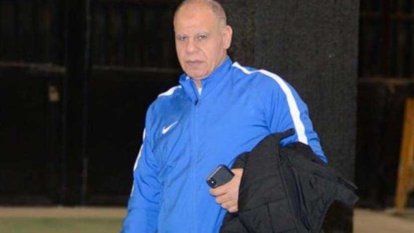 أيمن حافظ