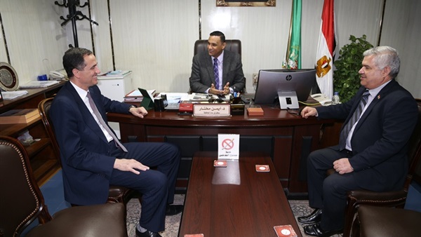 سكرتير عام محافظة
