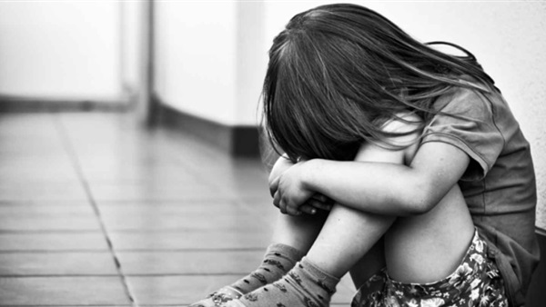 دادة تهتك عرض طفلة