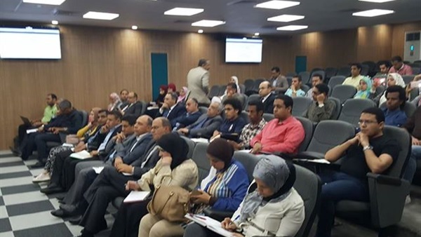 صورة من الندوة