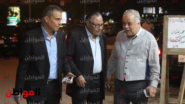 جانب من توافد النجوم