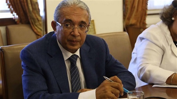 ياسر عمر وكيل لجنة