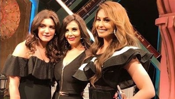تعشب شاي يستضيف مي