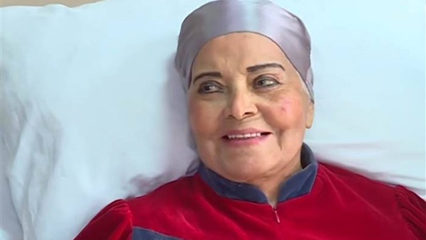 الفنانة القديرة مديحة