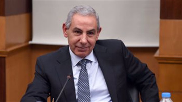 وزير الصناعة والتجارةطارق