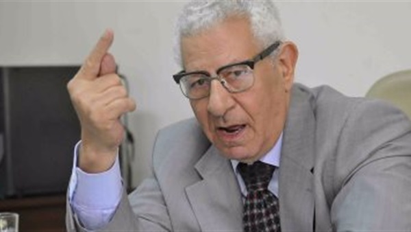 مكرم محمد أحمد