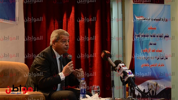 خالد عبد العزيز وزير