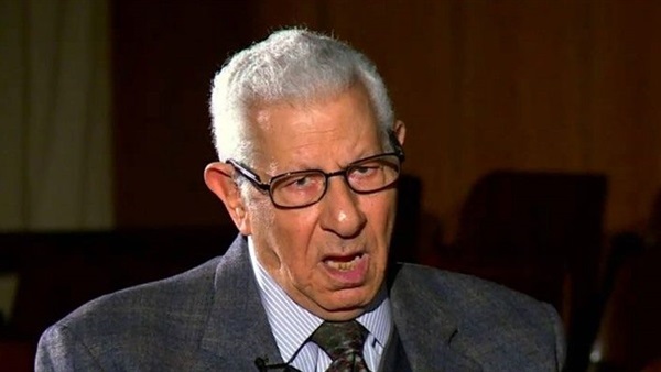مكرم محمد أحمد