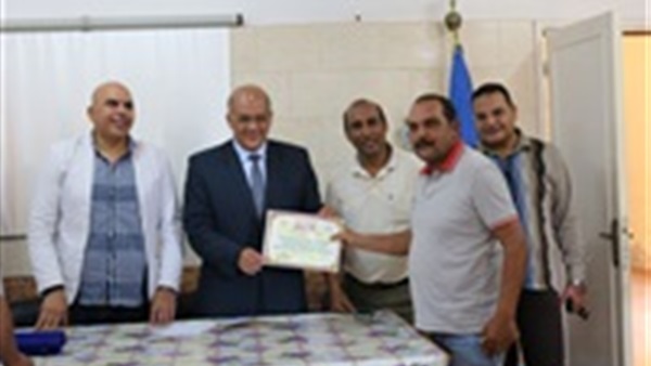 جتنب من التكريم