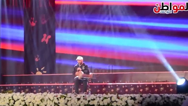 شاب من ذوي الاحتياجات