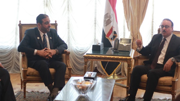 وزير الاتصالات في